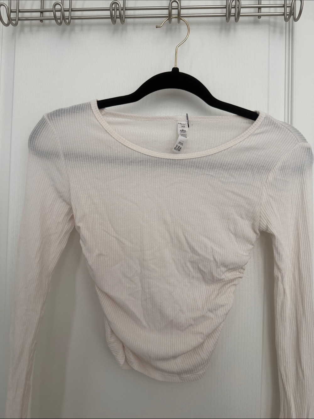 ALO Yoga Women's Long-Sleeve Ribbed Tee in Pale Pink